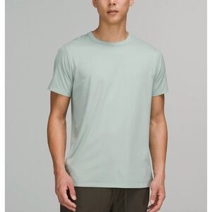 Lululemon‎ The Fundamental Mens Short Sleeve Cotton Blend Tee Size Medium Green